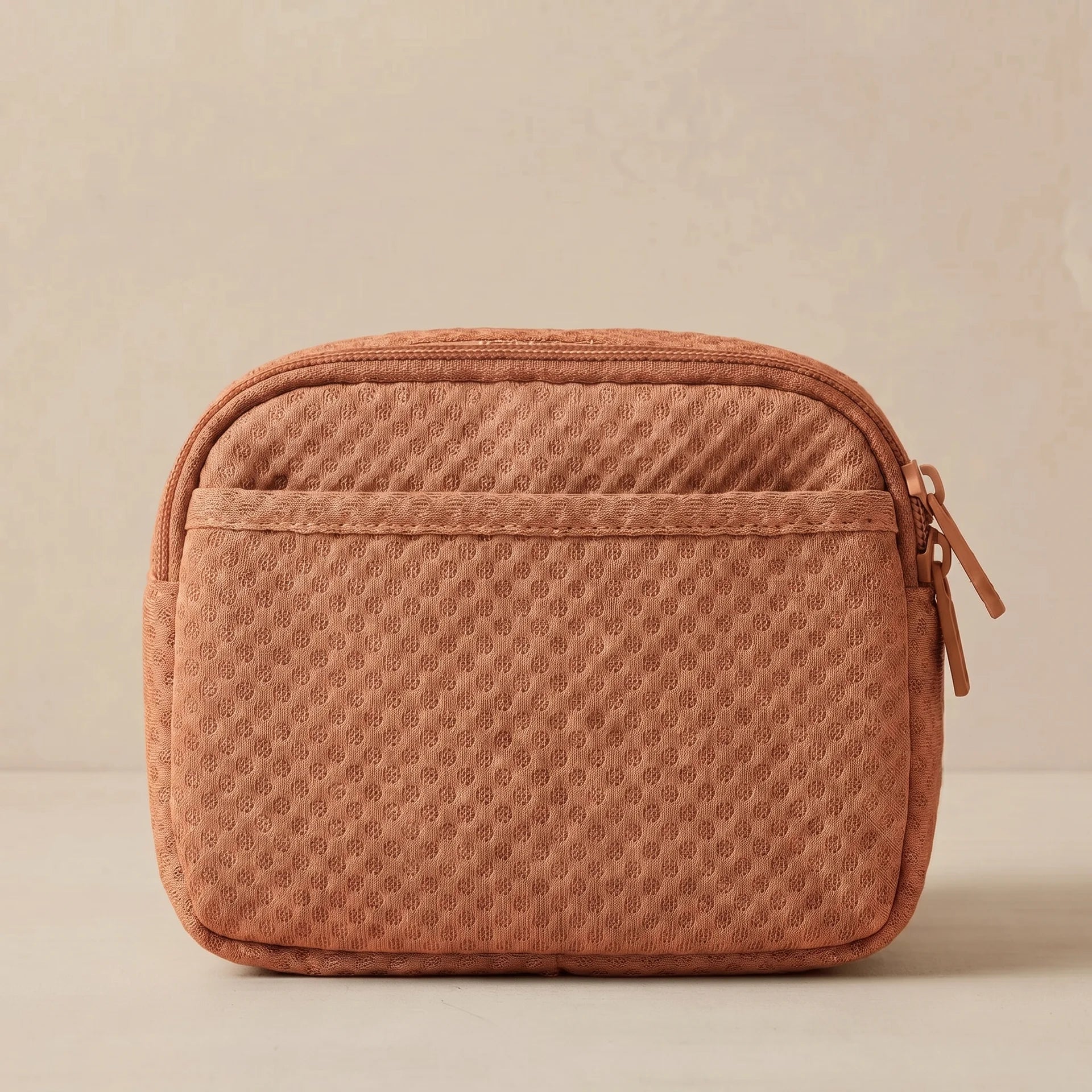 Aera Carry Pouch